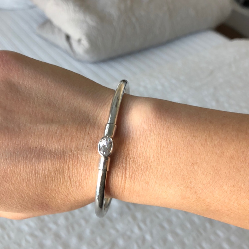 Vintage sterling silver bangle bracelet